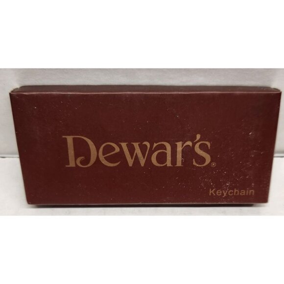 Dewar's Keychain In Box -Sleek Metal Design For Whiskey Lovers & Key Enthusiasts - Picture 2 of 6